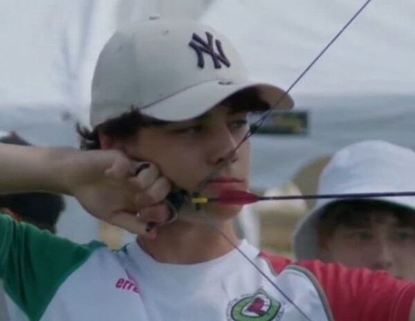 Filippo Caporello e il trionfo della Squadra Compound Under 18